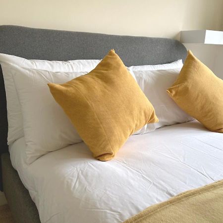 Ashford Holiday Home Sleeps 6 Free Parking Wifi Willesborough Luaran gambar