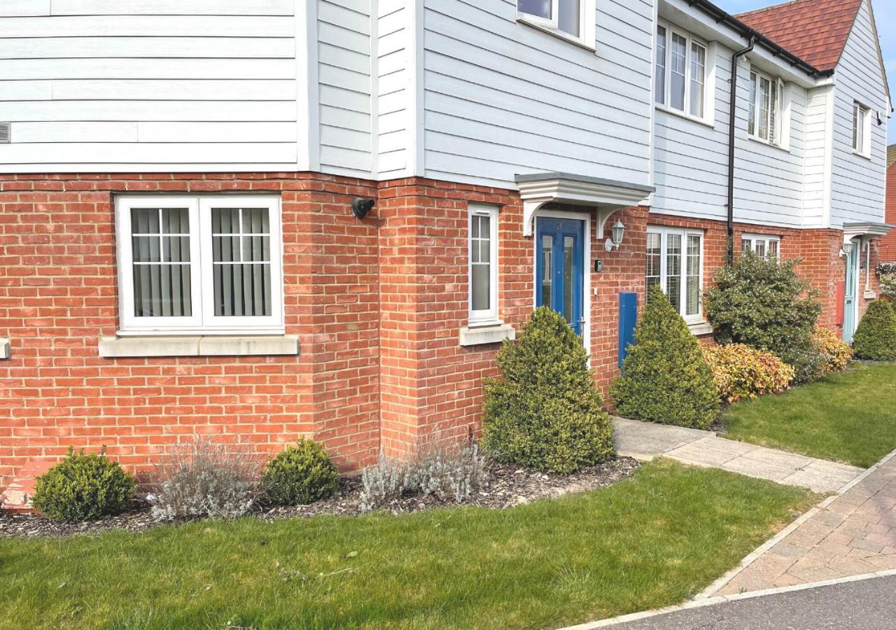 Ashford Holiday Home Sleeps 6 Free Parking Wifi Willesborough Luaran gambar