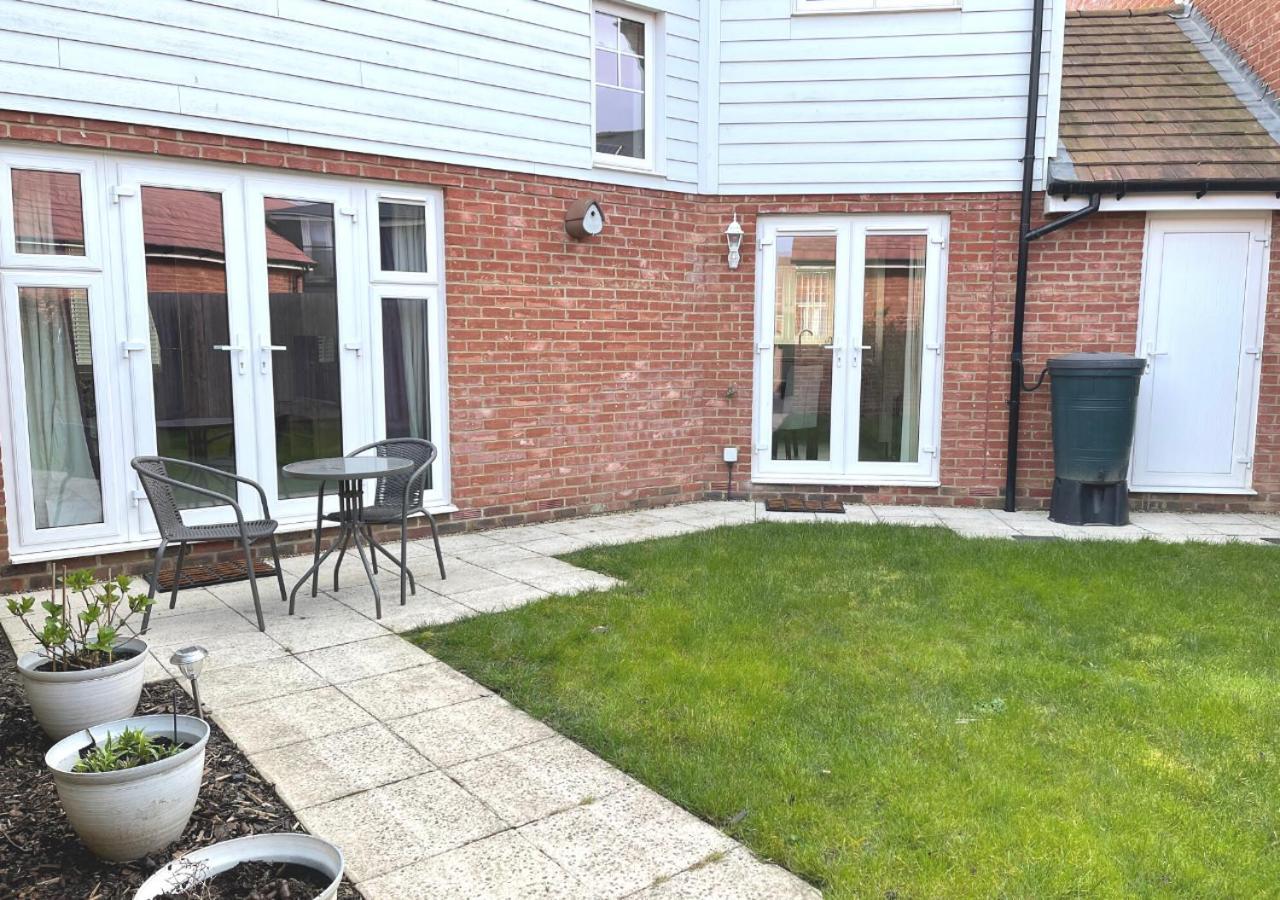 Ashford Holiday Home Sleeps 6 Free Parking Wifi Willesborough Luaran gambar