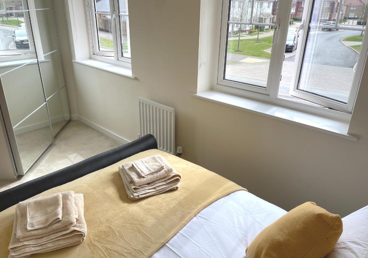 Ashford Holiday Home Sleeps 6 Free Parking Wifi Willesborough Luaran gambar