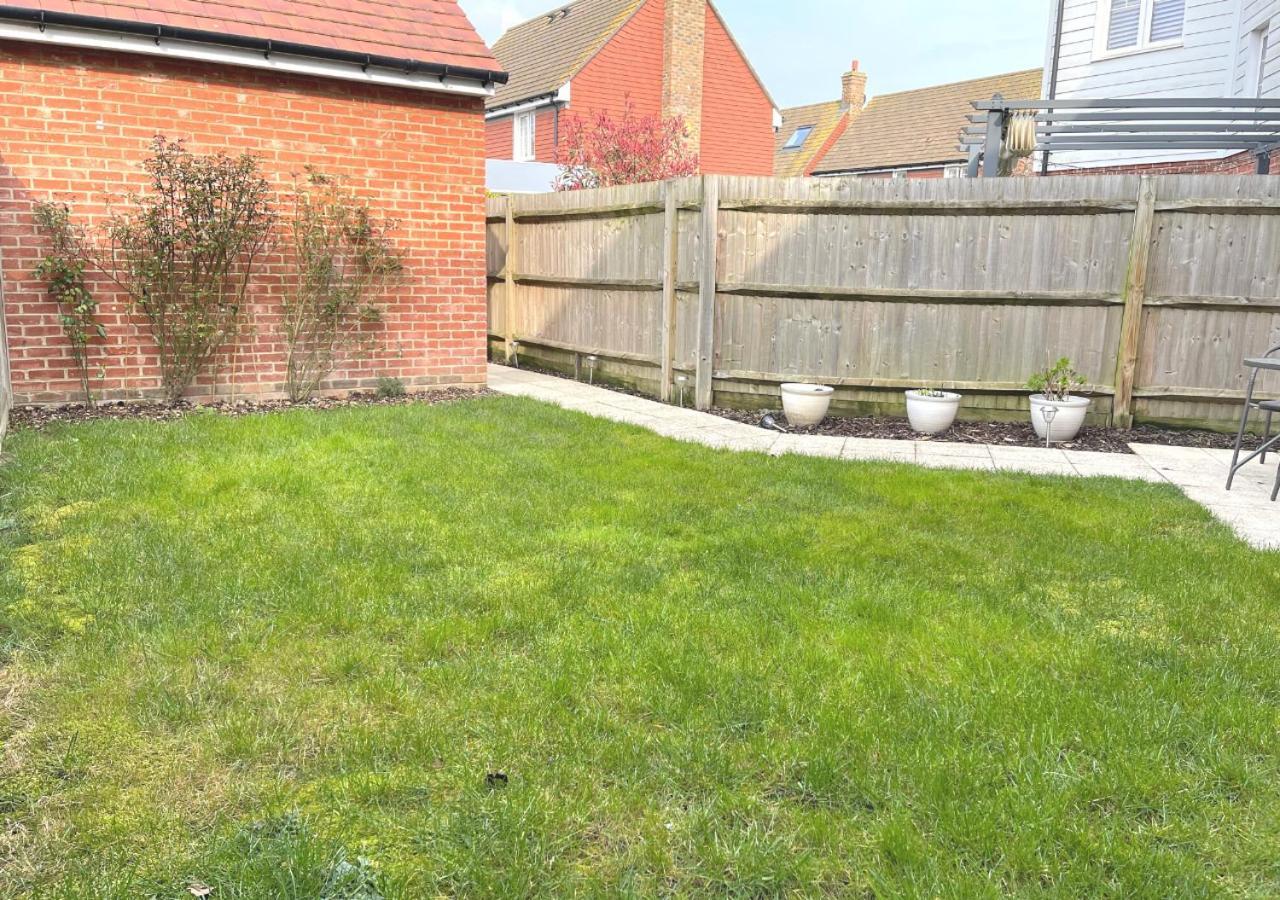 Ashford Holiday Home Sleeps 6 Free Parking Wifi Willesborough Luaran gambar