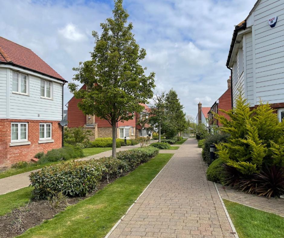 Ashford Holiday Home Sleeps 6 Free Parking Wifi Willesborough Luaran gambar